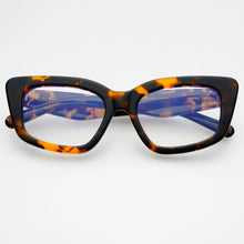 Load image into Gallery viewer, Beatrix Glasses