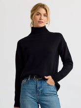 Load image into Gallery viewer, Oversized Cashmere Pullover