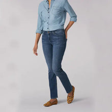 Load image into Gallery viewer, Vintage Regular Fit Lees