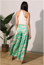 Load image into Gallery viewer, Printed Wide Leg Pant