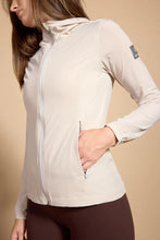 Load image into Gallery viewer, Quest Light-weight packable jacket