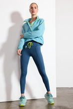 Load image into Gallery viewer, Vital High Cargo Carabiner Legging 26”