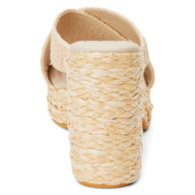 Load image into Gallery viewer, Caravan Platform