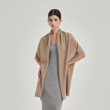 Load image into Gallery viewer, Lucia Poncho