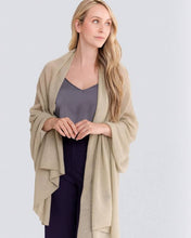 Load image into Gallery viewer, Lucia Poncho