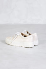 Load image into Gallery viewer, Cindy Sneakers