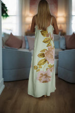 Load image into Gallery viewer, Floral Maxi Dress