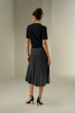 Load image into Gallery viewer, Pleated Sweater Skirt
