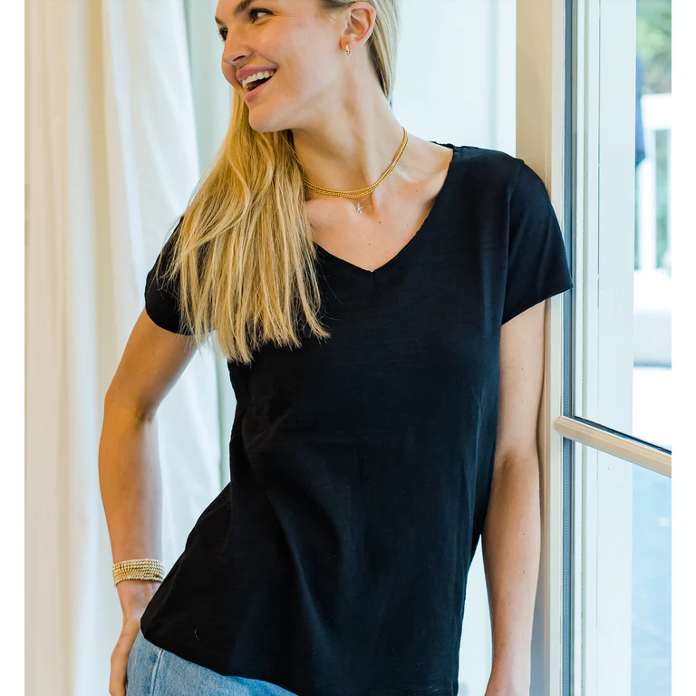 SHORT SLEEVE MESSY V TEE IN BLACK SLUB
