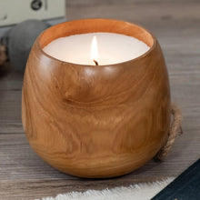 Load image into Gallery viewer, Palo Santo &amp; Suede Candle
