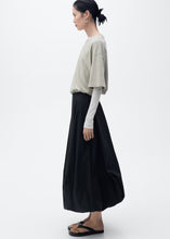 Load image into Gallery viewer, Black bubble hemmed midi skirt
