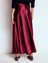 Load image into Gallery viewer, Satin Bias Cut Skirt
