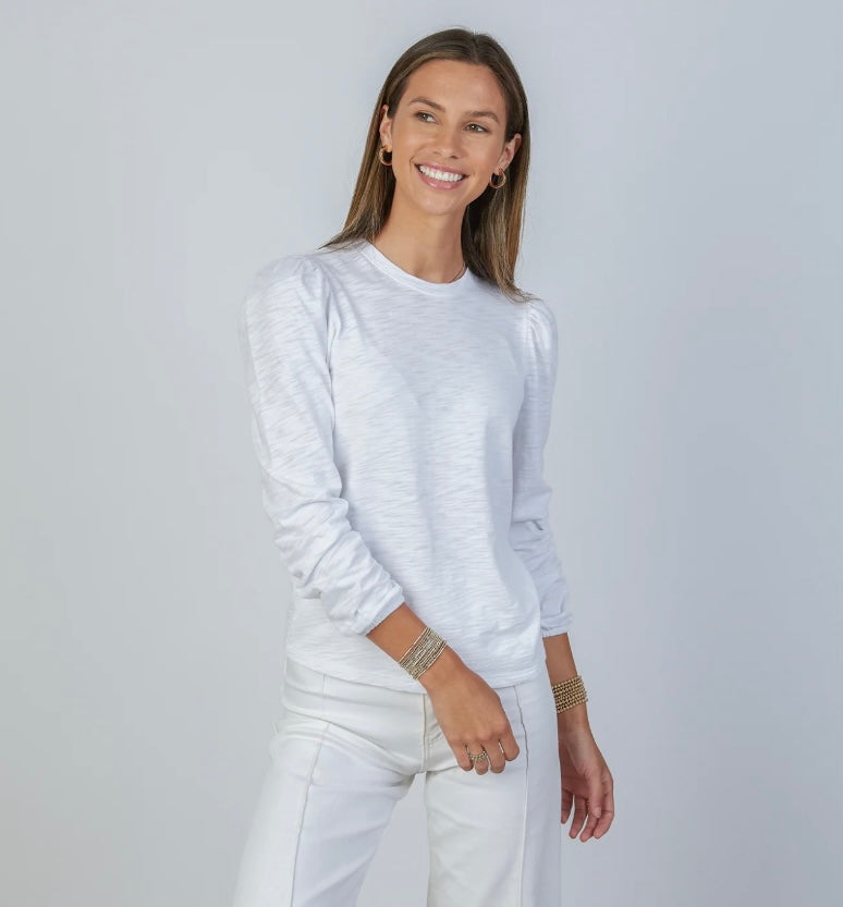 RUCHED SLEEVE TEE