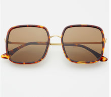 Load image into Gallery viewer, Women’s Square Sunglasses
