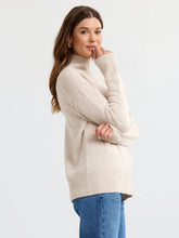 Load image into Gallery viewer, Oversized Cashmere Pullover

