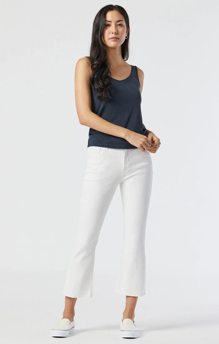 Anika Crop