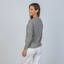 Load image into Gallery viewer, CLASSIC TEE GREY - LONG SLEEVE

