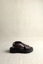 Load image into Gallery viewer, Dafne Sandal
