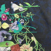 Load image into Gallery viewer, Garden Scarf
